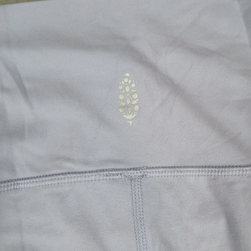 NWT Free People Movement Women's Small FP Never Better Leggings in Platinum Tint